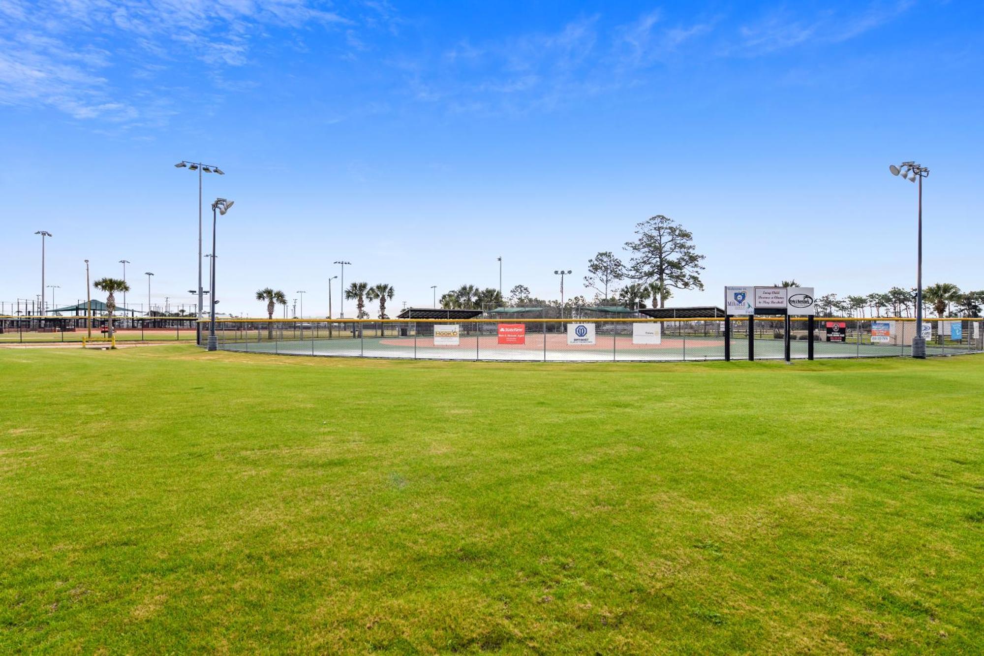 Emerald Beach #1330 By Book That Condo Panama City Beach Εξωτερικό φωτογραφία